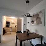 Amelie A4 Apartment