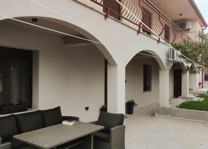 Amelie A4 * Πούλα